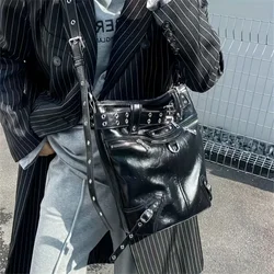 High Street Women New Rivet Large Capacity Casual Crossbody Bags Ladies Moto Biker Black Messenger Bag Vintage Handbag