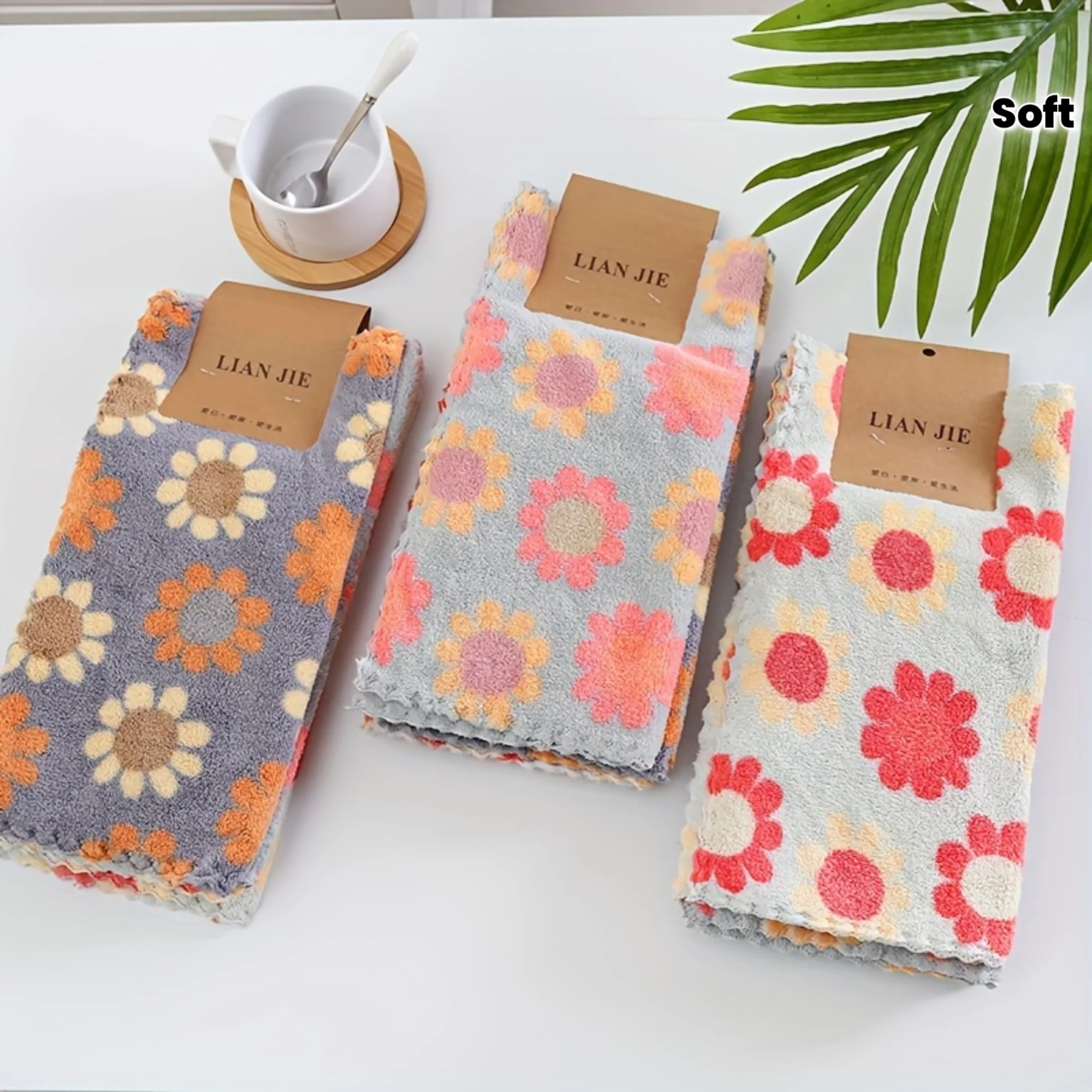 Bohemian Style Floral Pattern Towels Ultra-Absorbent Quick-Dry Soft Suitable for All Skin Types Ideal for Home Bathroom Luxury