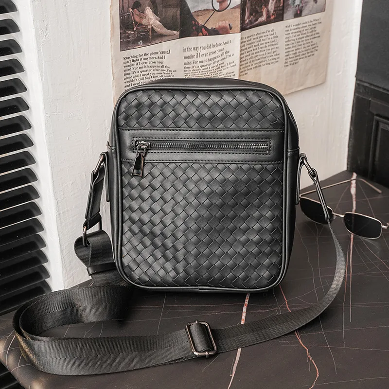 Woven Man Sling Bag Fashion Men Shoulder Bags Retro Male Messenger Bag Leather Men Crossbody Bags