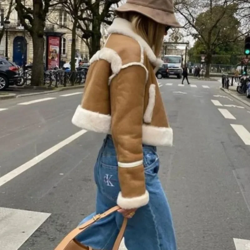 Chaqueta de retazos de cuero y lana de cordero liso para mujer, abrigo corto con bolsillo de manga larga y solapa a la moda, ropa de abrigo cálida para señora nueva para Otoño e Invierno