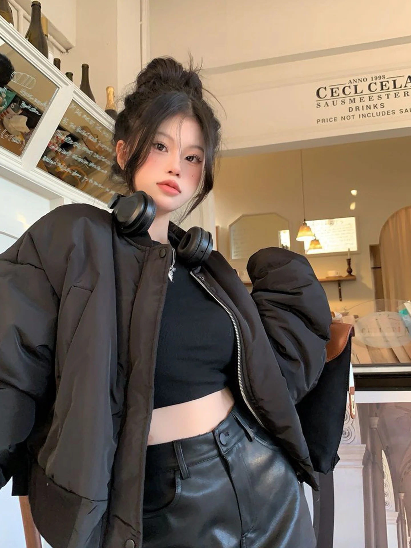 

Женская бейсбольная куртка из хлопка с утеплителем, свободного кроя, с воротником-стойкой, короткое пальто в корейском стиле, для повседневной носки, прямого силуэта, с длинными рукавами