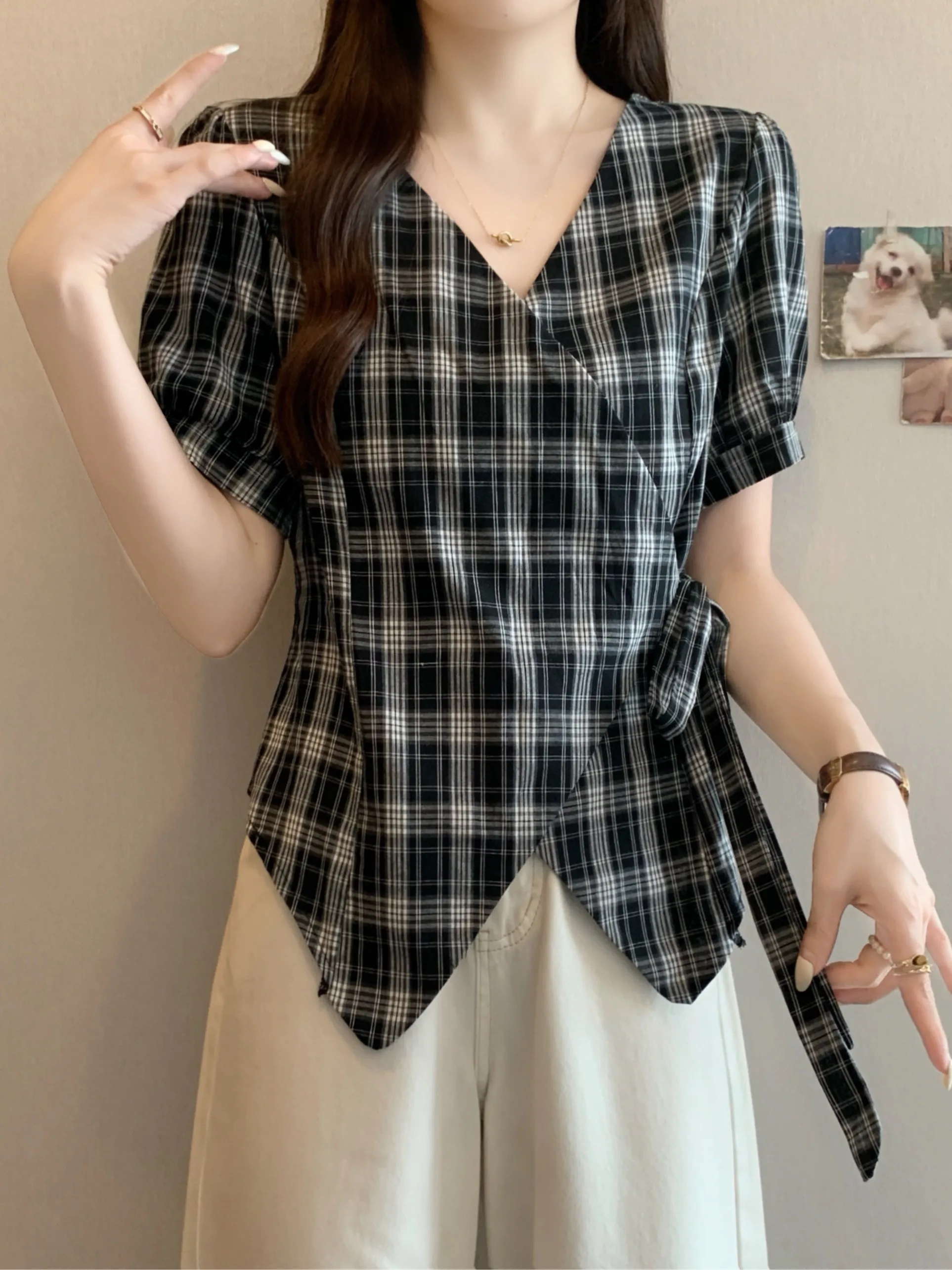 

plus Size Women's Vintage Plaid Shirt with Belt V-Neck Short Sleeve Slimming Top Trendy High Waist Design Summer Fashion