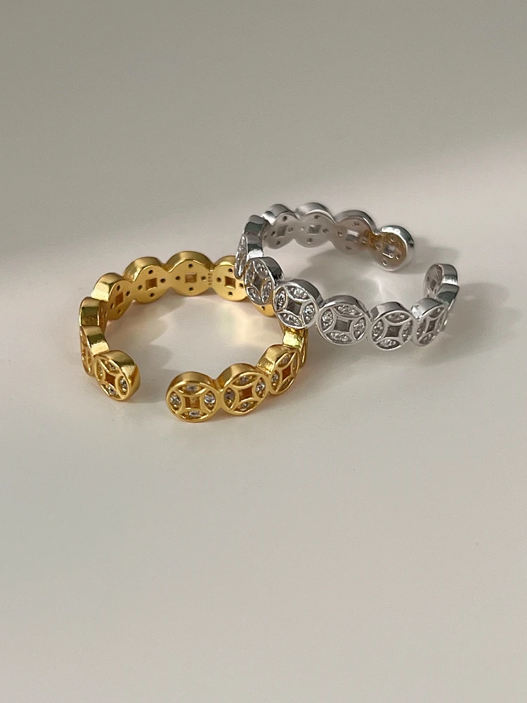 Светлое роскошное изысканное кольцо из стерлингового серебра с высоким смыслом, полое медное кольцо для монет, нишевое дизайнерское кольцо на указательный палец