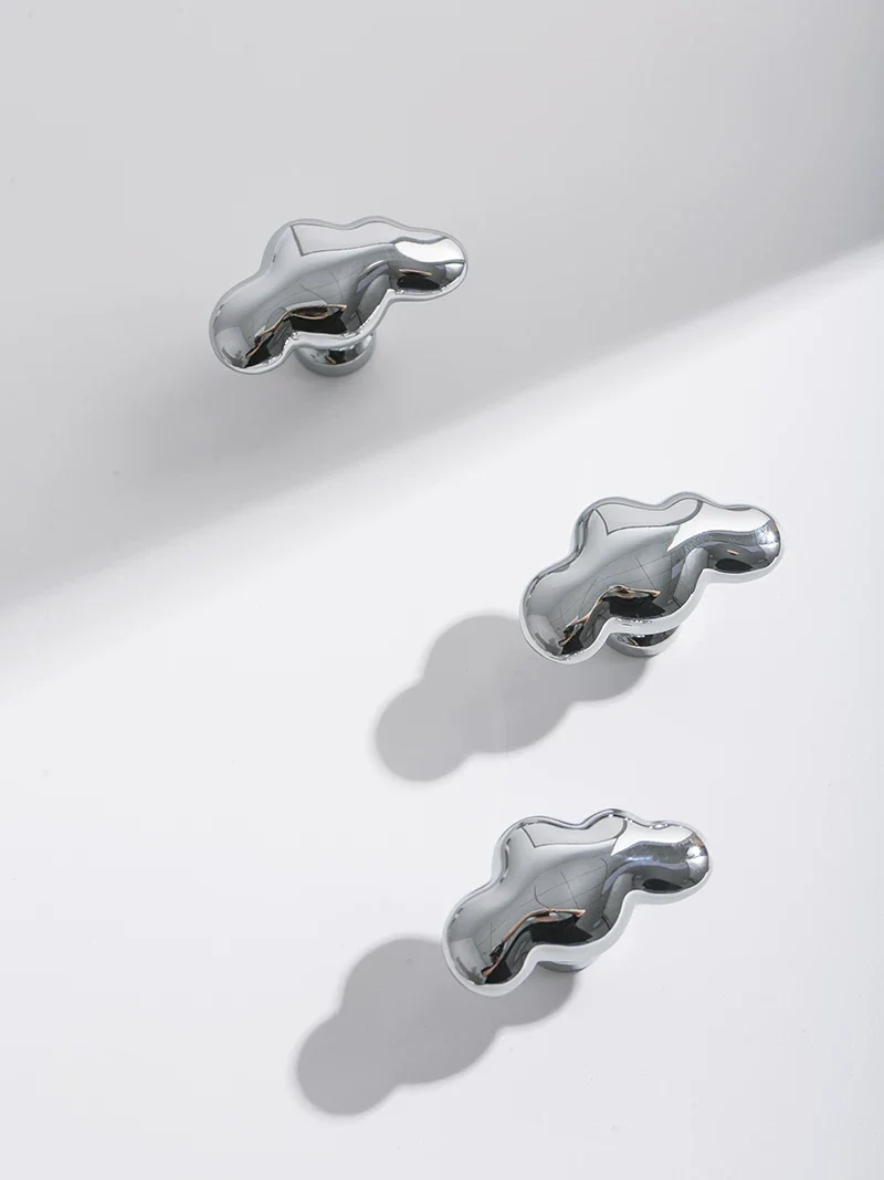 Bright Silver Cloud Star Cabinet Handles Light Luxury Brass Wardrobe Pulls Cute Drawer Dresser Knobs Chrome Furniture Handles