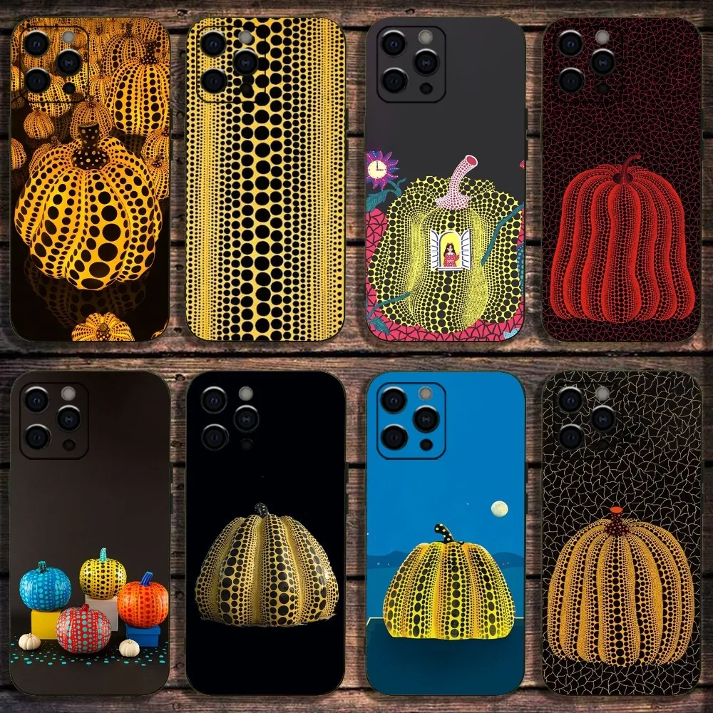 Etui na telefon Pumpkin Yayoi Kusama do Apple iPhone 15,14,13,12,11,Pro,X,XS,Max,XR,Plus,Mini Soft Black Cover