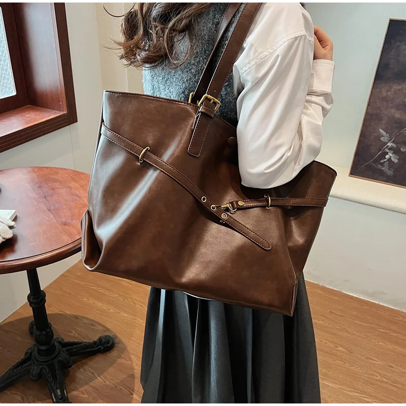 Europa Amerika Mode Einkaufstasche Retro Große Kapazität Umhängetaschen High-End Einfarbig Casual Bag Premium Leder Pendler Taschen – Detail 13