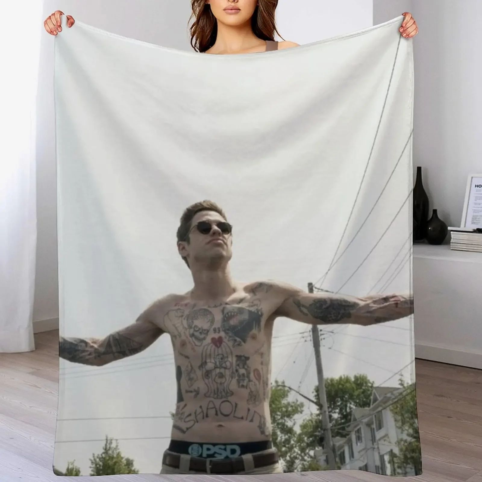 pete davidson king of staten island Throw Blanket Year Round Soft Comfortable Blanket for Home