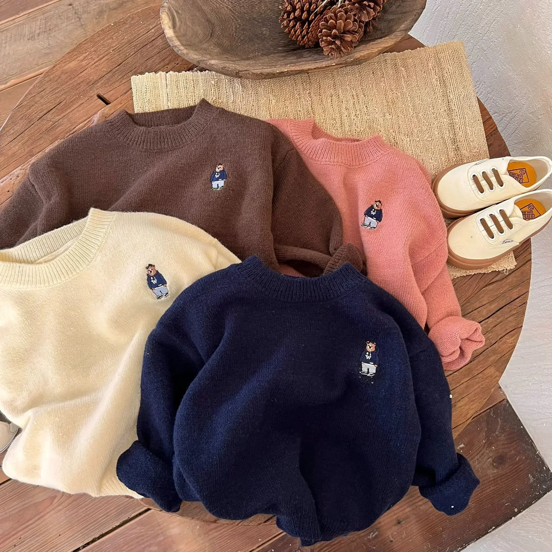 Kids\' Sweater 2023Autumn New Boys and Girls Cartoon Sweater Baby Low Collar Bear Sweater Trendy Net Red Fashion