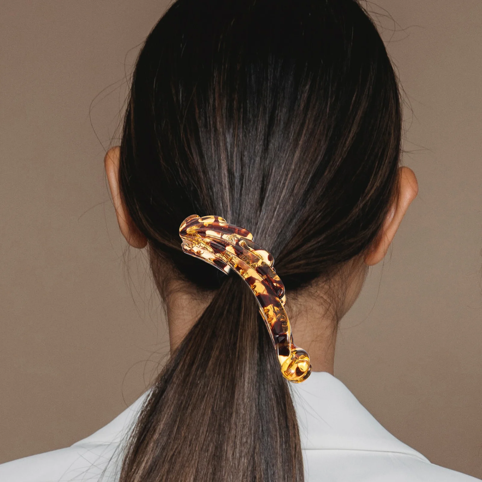 

4pcs Banana Clips Accessories for Women Styling Fish Shape Deep Flower Light Brown Flower Transparent Brown Point
