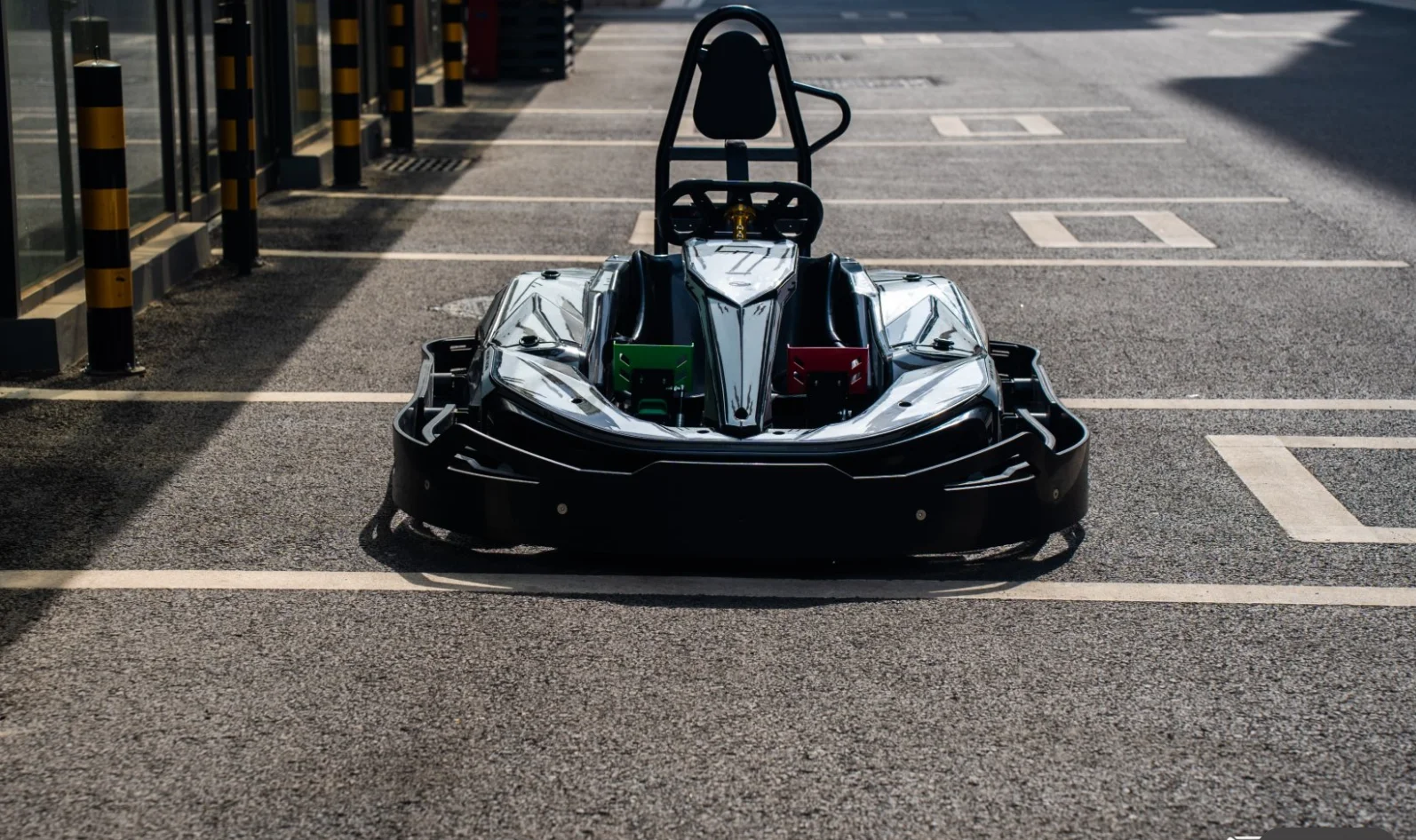 High-Performance Outdoor Rear-Drive Electric Adult Go-Kart with 64V Dual-Buffer Protection and Racehub Smart System