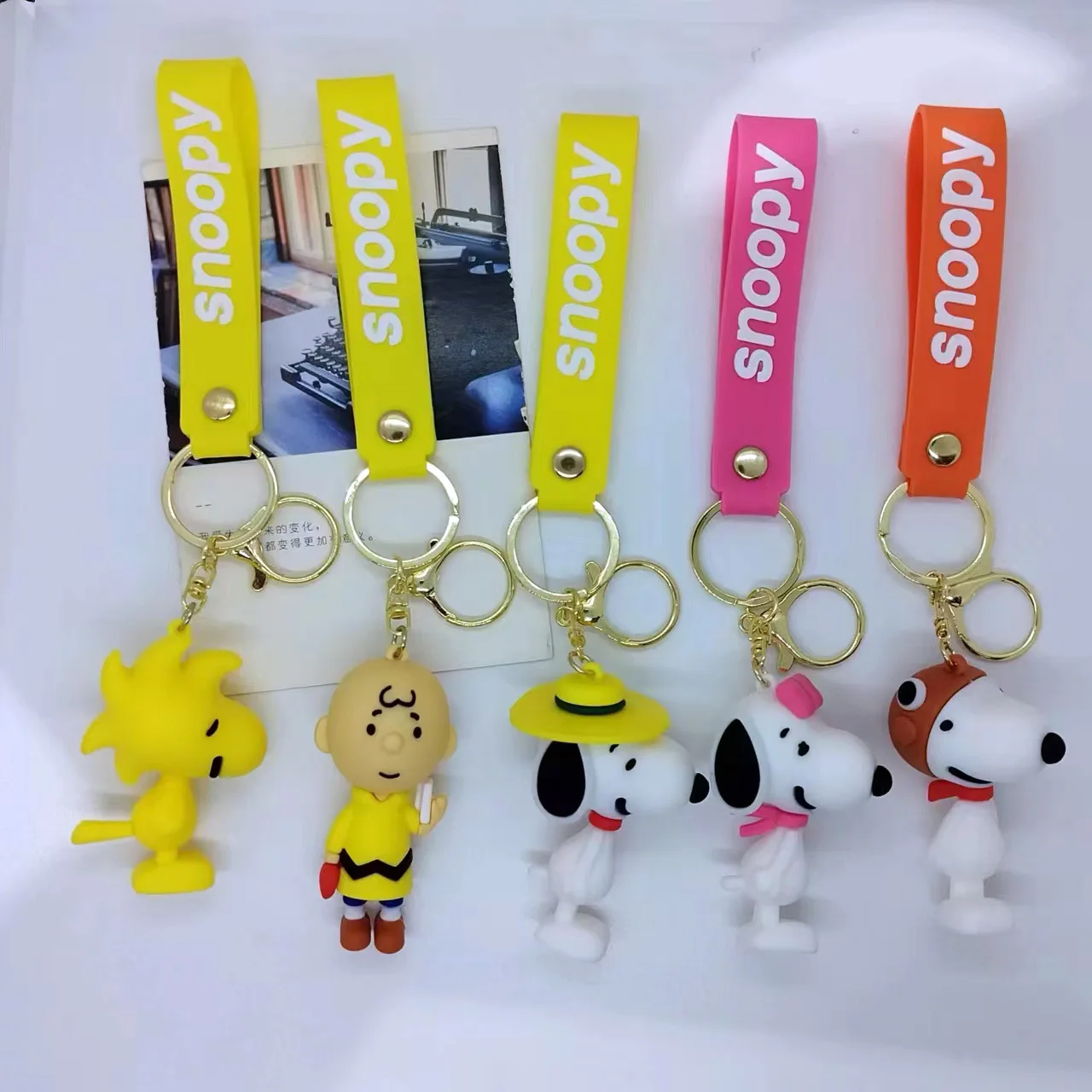

New Creative Cartoon Snoopy Doll Keychain Bag Car Keychain Accessories Gift Y2k Fashion Toys Anime Cartoon Frind Kawaii Cute