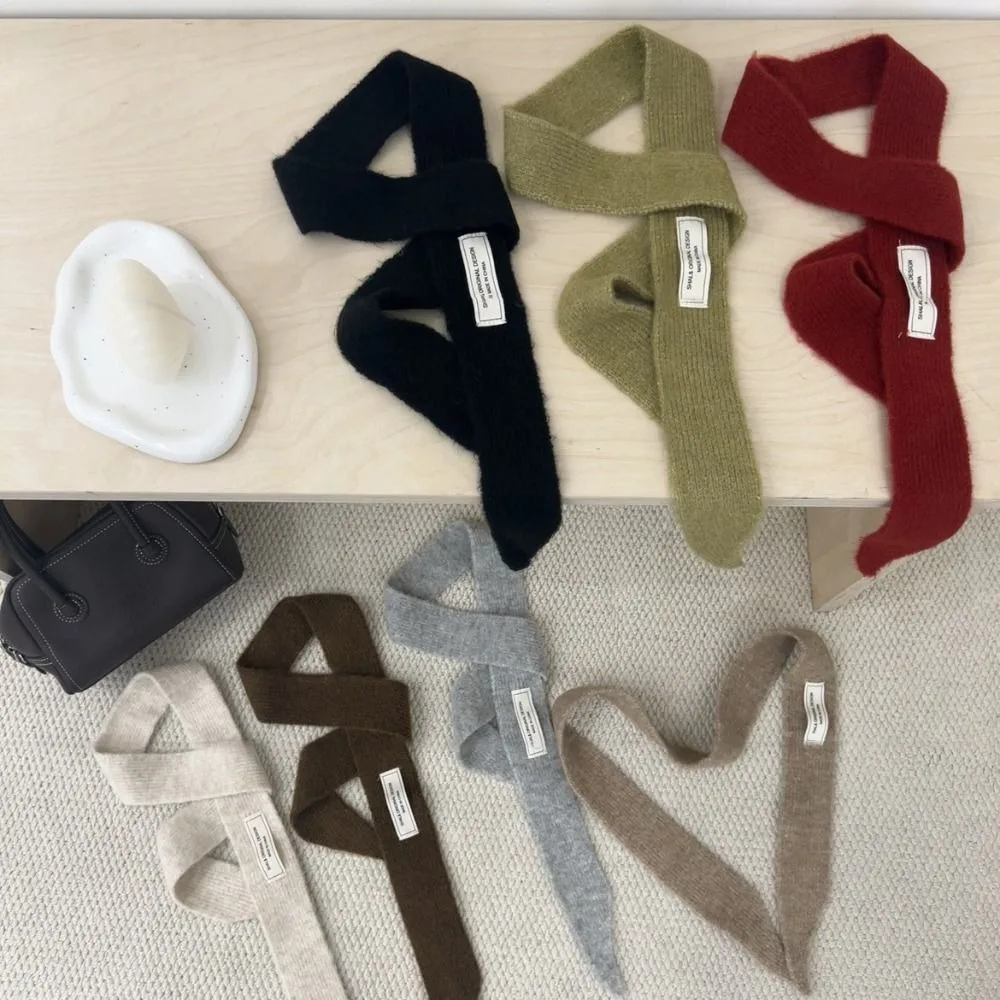 Y2K وشاح محبوك بلون سادة من الصوف الناعم أوشحة طويلة ضيقة لتدفئة الرقبة للنساء