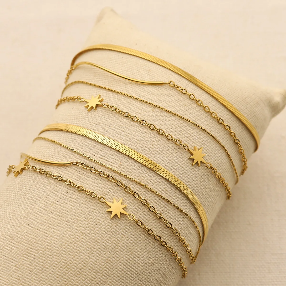 Ins 18K Gold PVD Plated Stainless Steel Eight-Pointed  Star Charms  Bracelet For Women Jewelry Gift Waterproof