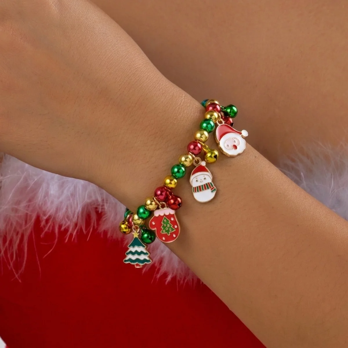 Weihnachtsbaum-Schneemann-Zuckerstangen-CCB-Perlenarmbänder für Damen, rot-grün, mit Glöckchen, Rentier, elastischer Armreif, Neujahrs-Schmuck – Detail 7