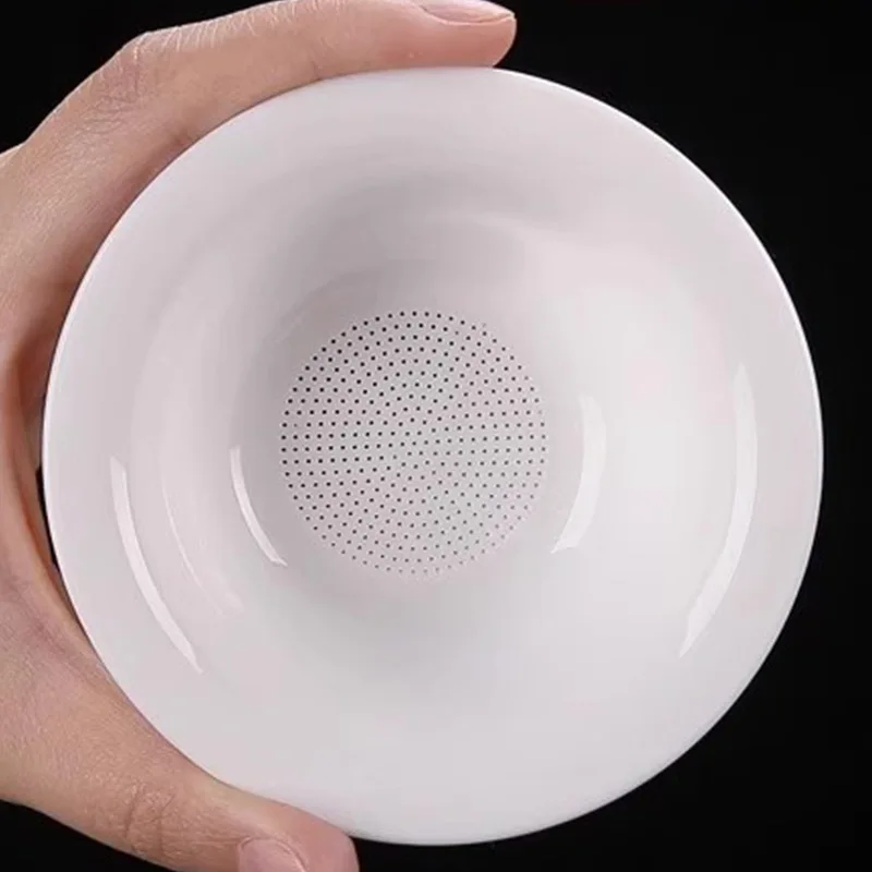 Conjunto de chá de cerâmica integral em porcelana branca jade com design de gordura de carneiro, com filtro de chá e acessórios para infusão, com sistema de drenagem de chá com orifícios.