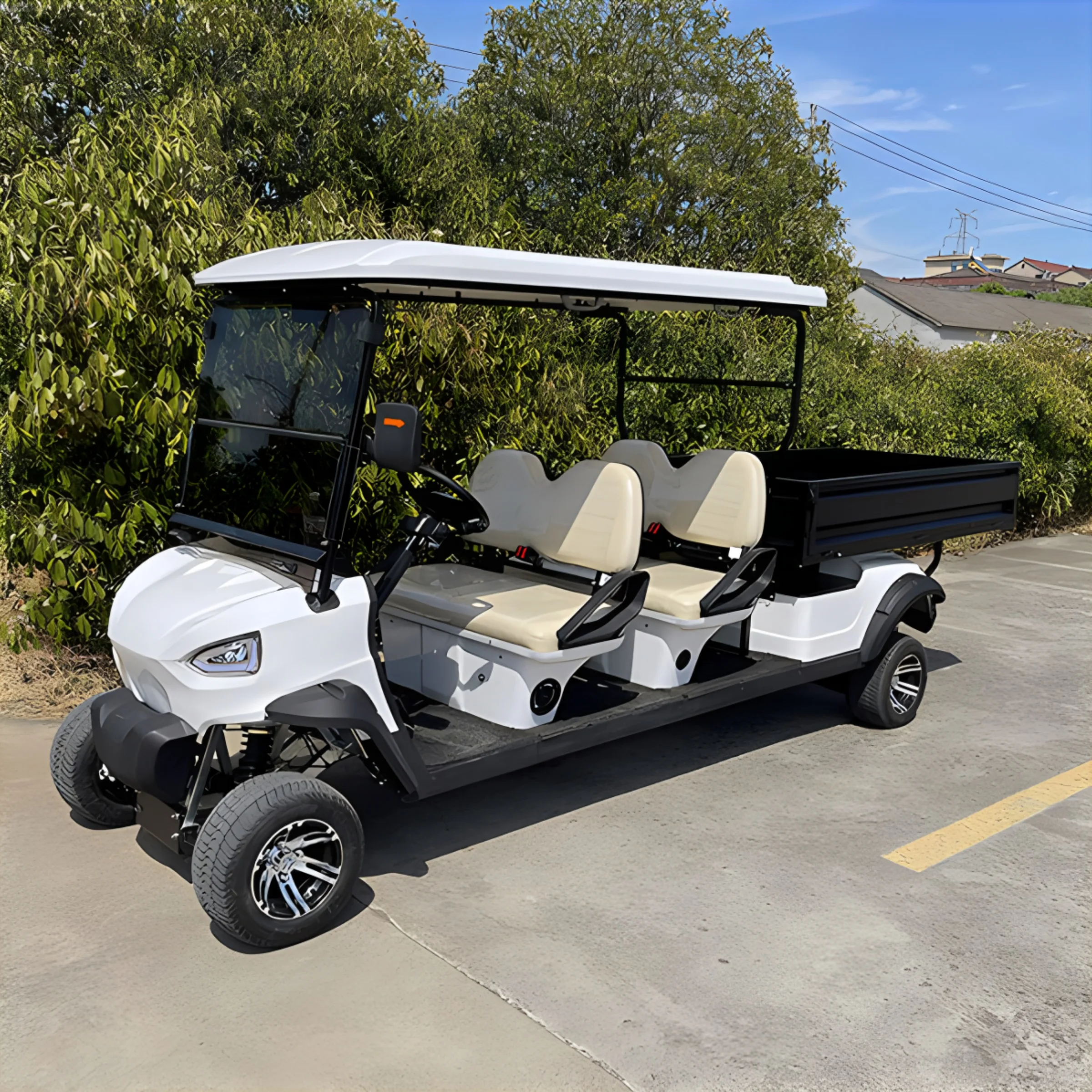 2026 New Energy 4-Wheel 4-seater Chinese Electric Golf Cart with Storage Box Customizable Golf Cart Electric Off Road Vehicle