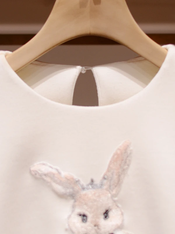 Felpa da donna ampia rotonda con motivo animale ricamato lungo Sve Top casual comodo per l'autunno inverno