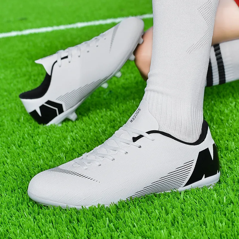 Outdoor White Black Men Soccer Shoes Cleats Superstar AG/TF Futsal Football Boots Unisex Turf Sneakers 2022 chuteiras de campo