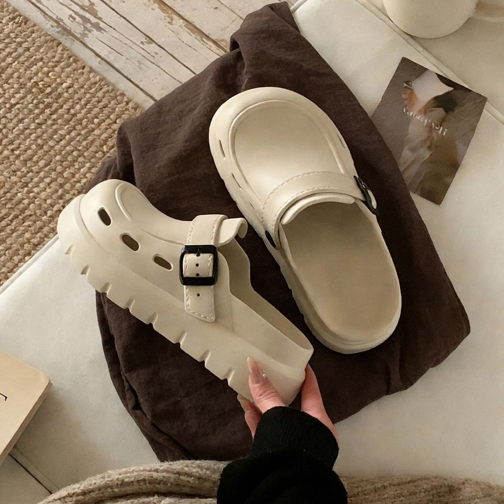 

Women's Slip-On Spring/Summer Sandals Thick Soles Soft Breathable Slip-On Design for Easy Wear Slip-On Sandals with Covered Toes
