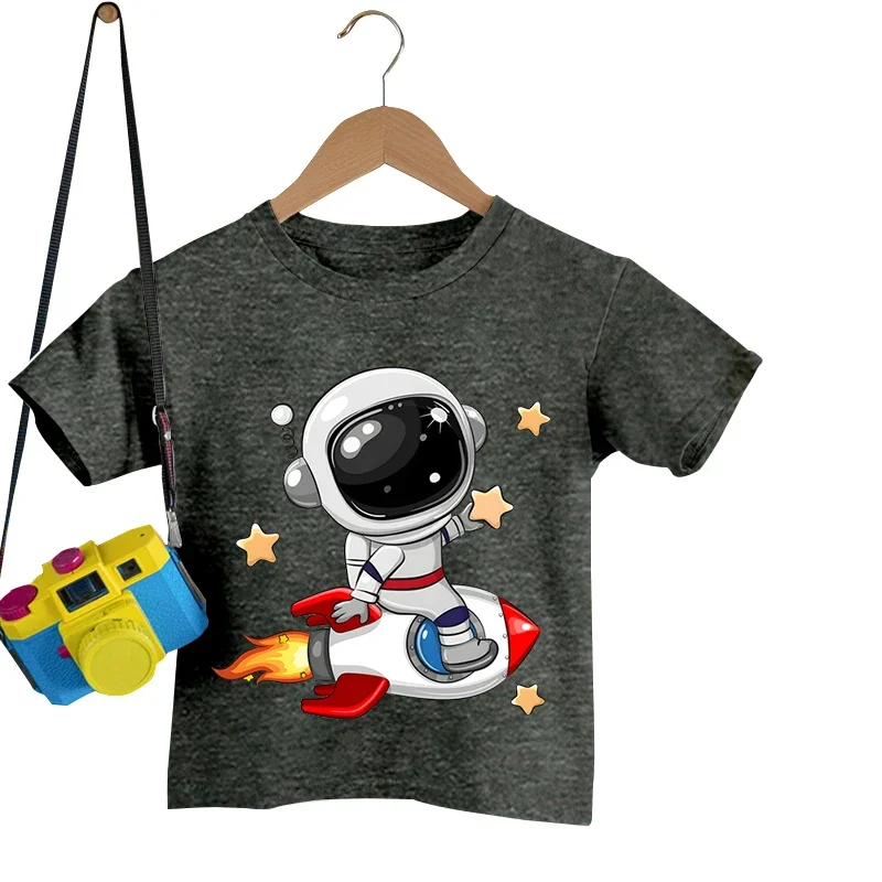 Astronaut on The Rocket Print T Shirts Kids Short Sleeve Tshirt Cartoon Astronaut Boys Girls T-shirt Summer Tee Shirt Tops