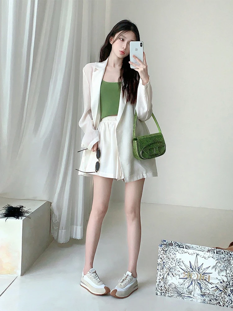 

Forniyoyo Women's Suit Shorts Set Basic Silhouette 3D Tailoring Long-lasting Simple Fashionable Two-piece Autumn Collection