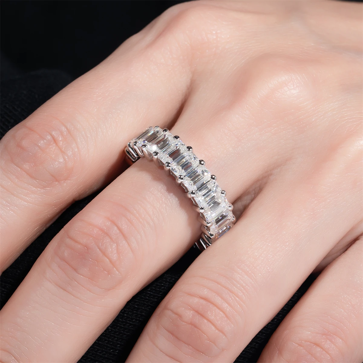 3*5mm 8.1CTTW Emerald Cut D Color VVS1 Moissanite Eternity Ring GRA Certified Pass Diamond Tester S925 Sterling Silver Anti Allergy Luxury Stackable Fine Jewelry Women Engagement Wedding Anniversary Daily Gift Wholesale