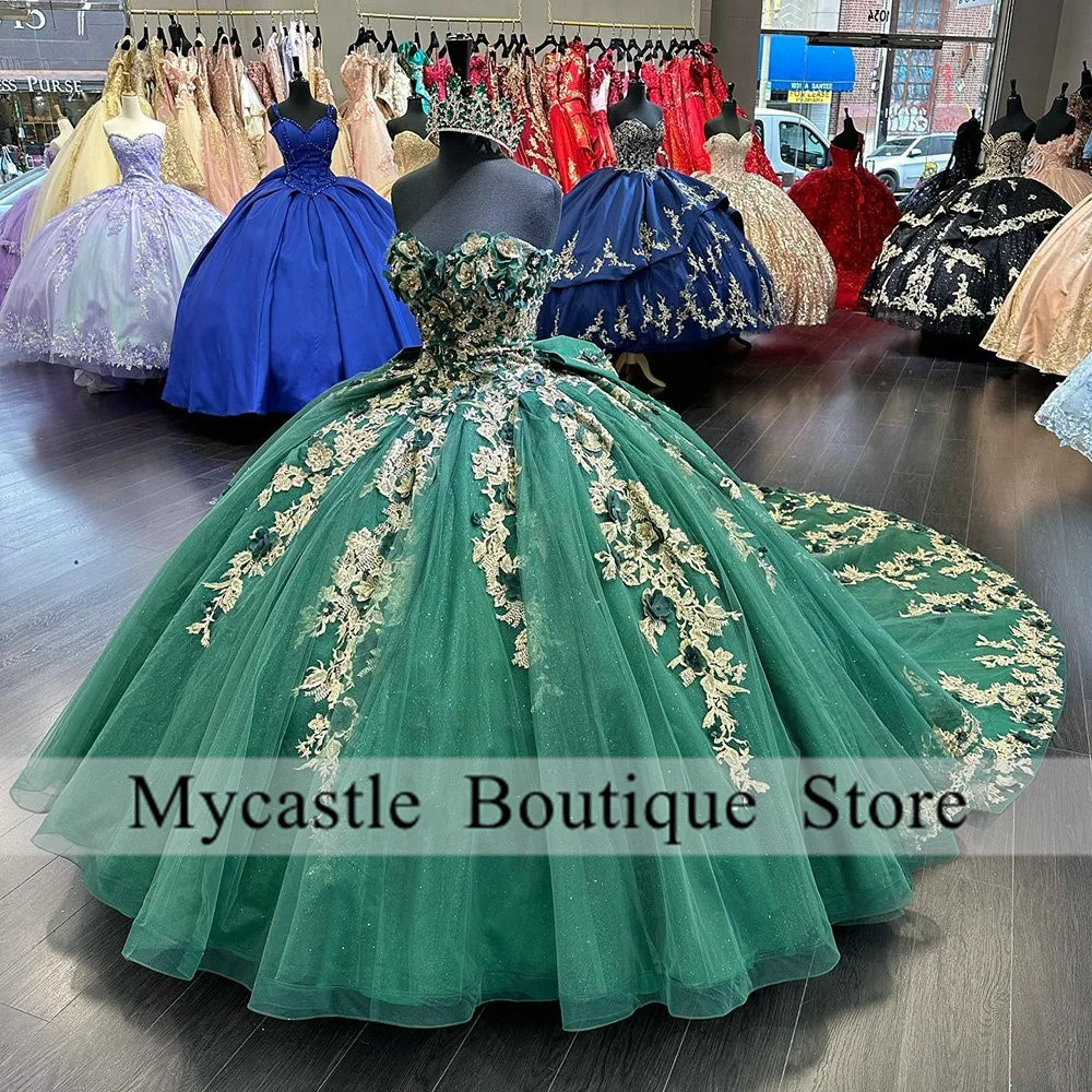 Emerald Green Sweetheart Ball Gown Quinceanera Dresses 2023 Gold Lace Appliques Bow Ruffles Sweet 16 Dress Vestidos De XV Anos