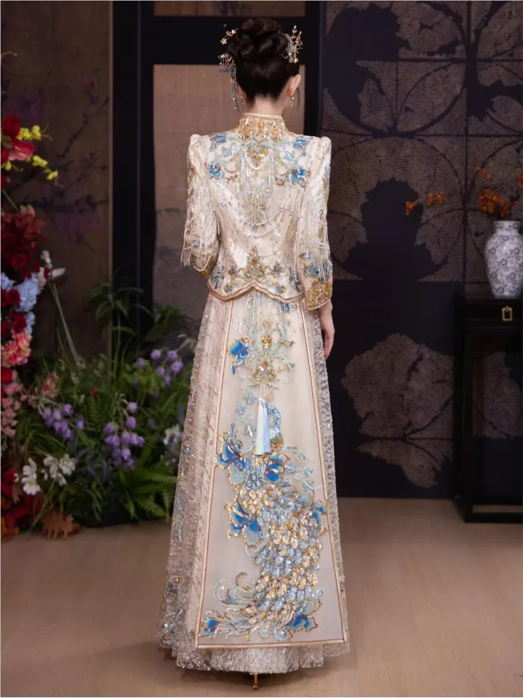 New bride's wedding dress light-colored Chinese-style toasting for women