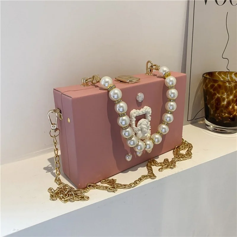 

Popular Classic Leather Women's Messenger Bag High-End Luxury Brand Elegant Fashionable Stylish Embellishment Daily Bag​