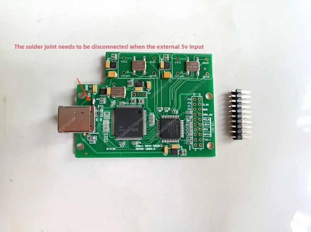 Interface numérique d'horloge asynchrone USB avec cinq alimentations indépendantes LT3042