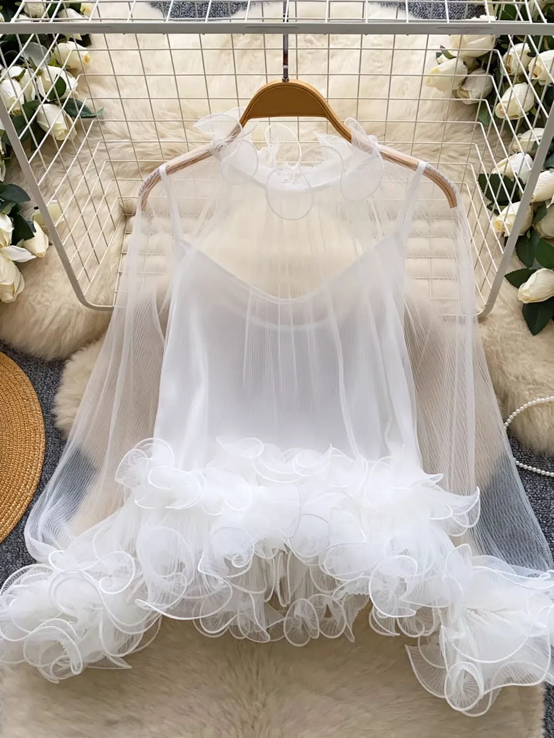 

Spring 2026 Fairy Style Thin Outerwear Lace Cover up Tank Top Long Sleeve round Neck Casual Fashion Set Women's Premium Feel