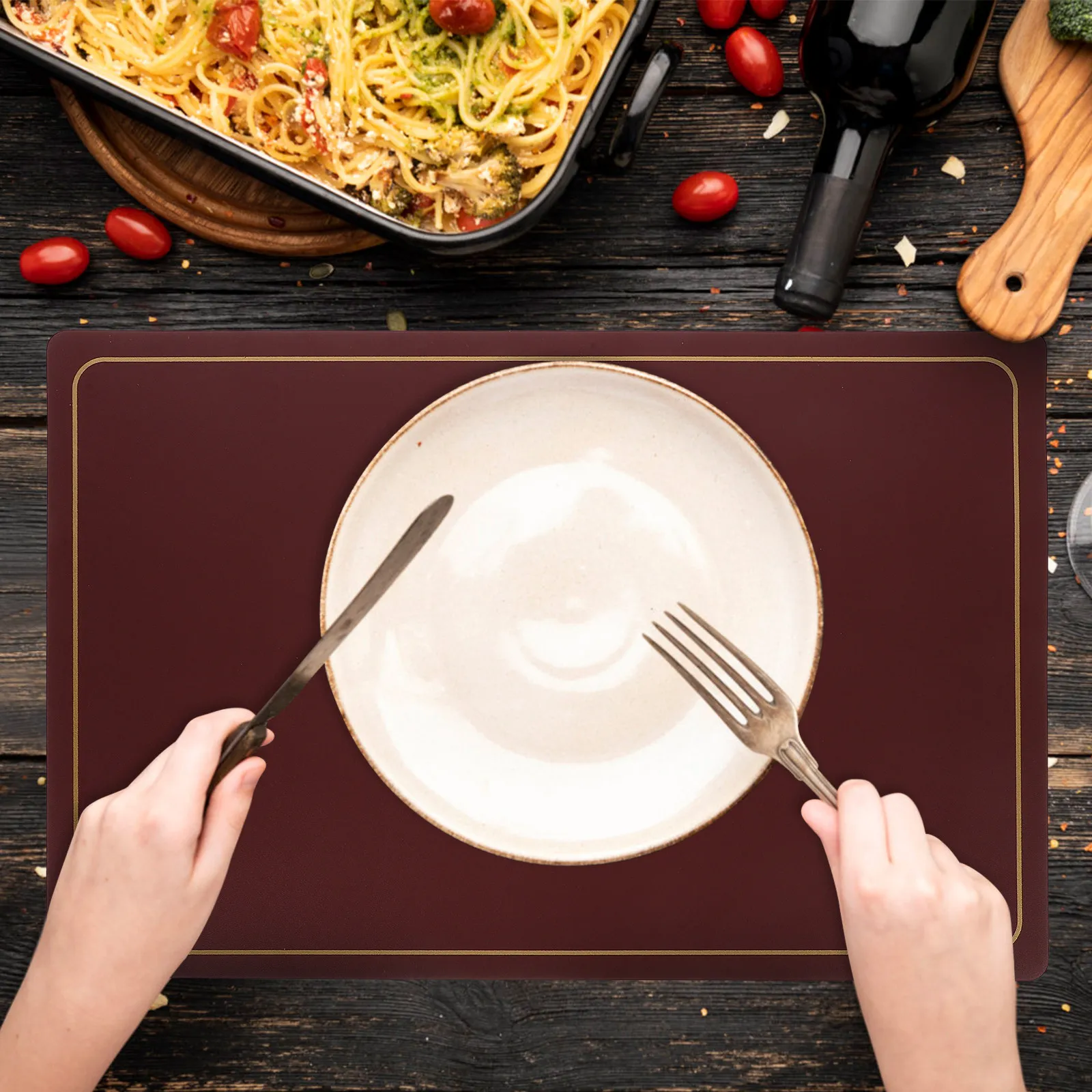 4Pcs PU Place Mats Set Scratch-Resistant Scald-Proof Table Protection Mats for Dining Room Kitchen Workstation Easy Clean Simple