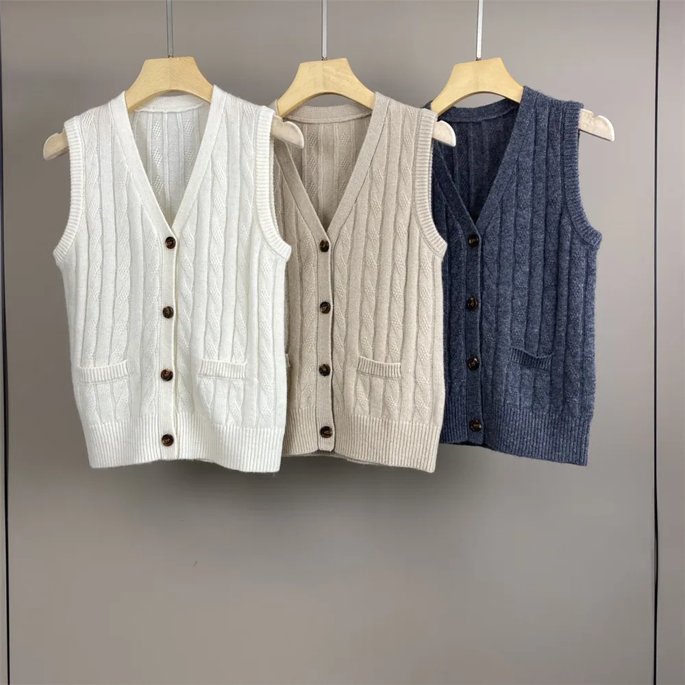 

2024 New Women's Knitted Cardigan Vest Twisted Cashmere Pocket Single-Breasted SleevelessTop