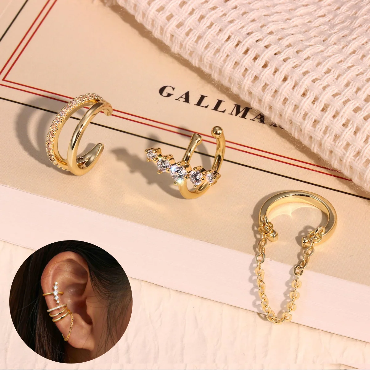 

3pcs/set Trendy Elegant Chain Tassel Design Ear Cuff Classic Shiny Women's No Piercing Clip Retro Golden Earrings Gift