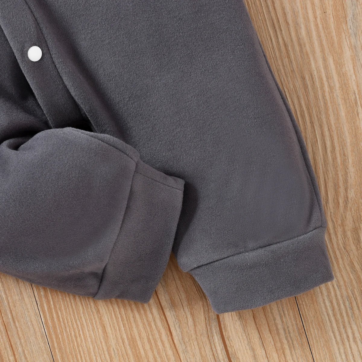 طفل رضيع عارضة ربيع الخريف الفراشة تصميم قطعتين دعوى رومبير مع المرايل للرضع