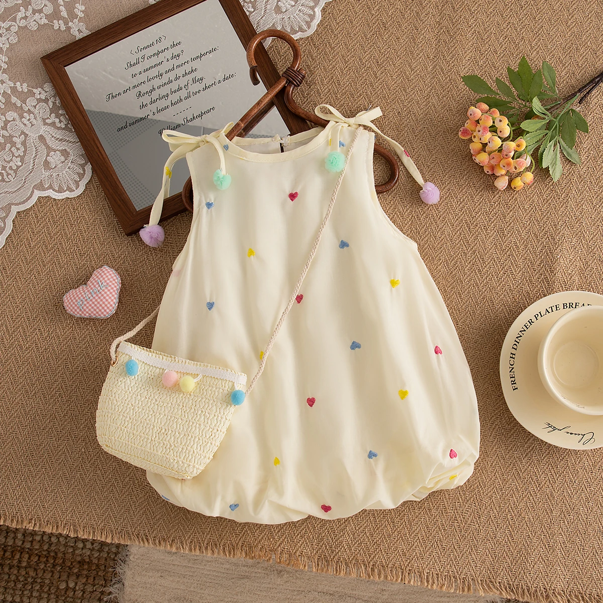 فستان صيفي جديد ملون للفتيات الصغيرات، ملابس أطفال بدون أكمام على الطراز الكوري + حقيبة كرة فراء ملونة (0-4 سنوات) #1