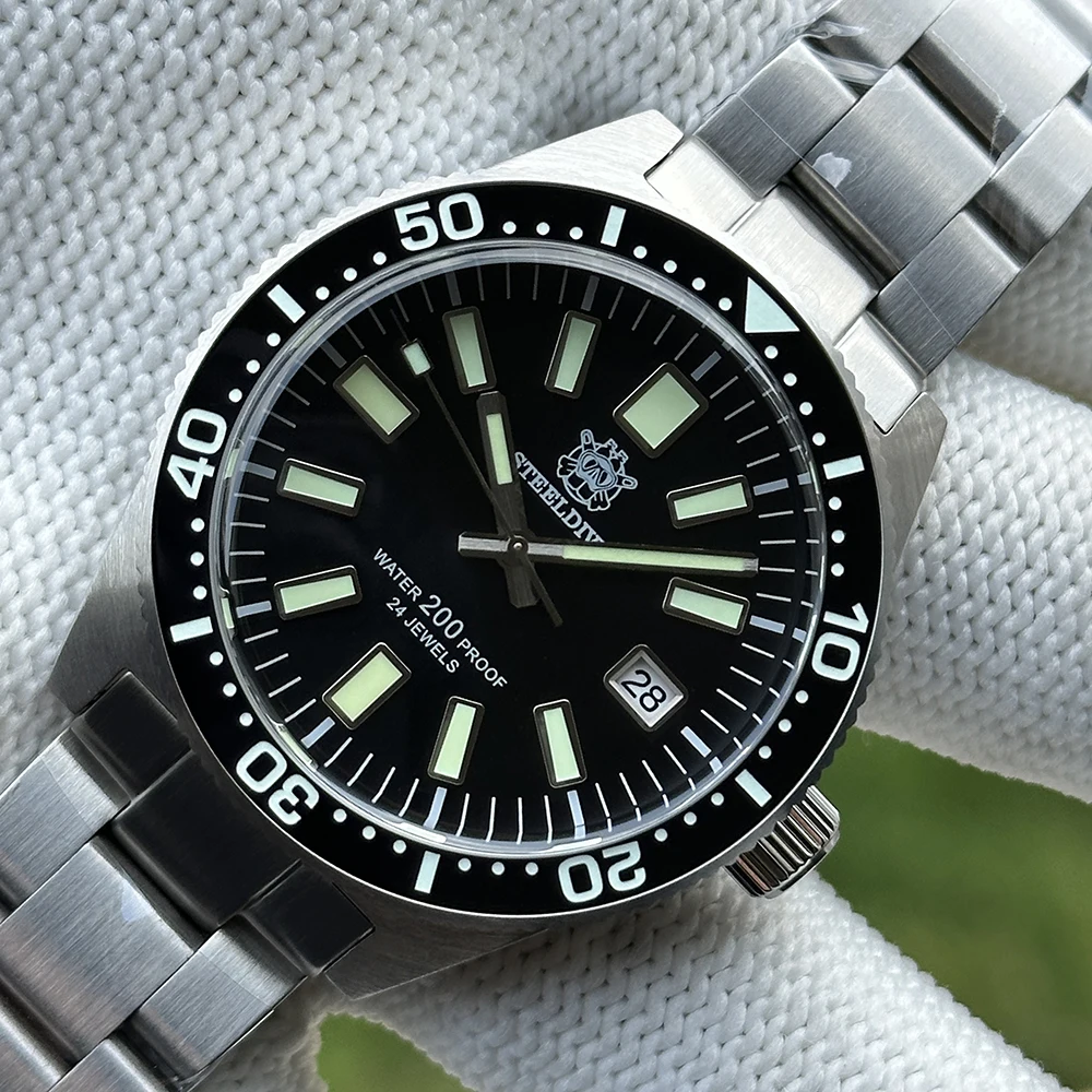 

Официальные часы STEELDIVE SD1962, новые, с корпусом 41,9 мм, сапфировым стеклом, керамическим безелем, водонепроницаемостью 200 м, автоматическим механизмом NH35, мужские спортивные часы для дайвинга.