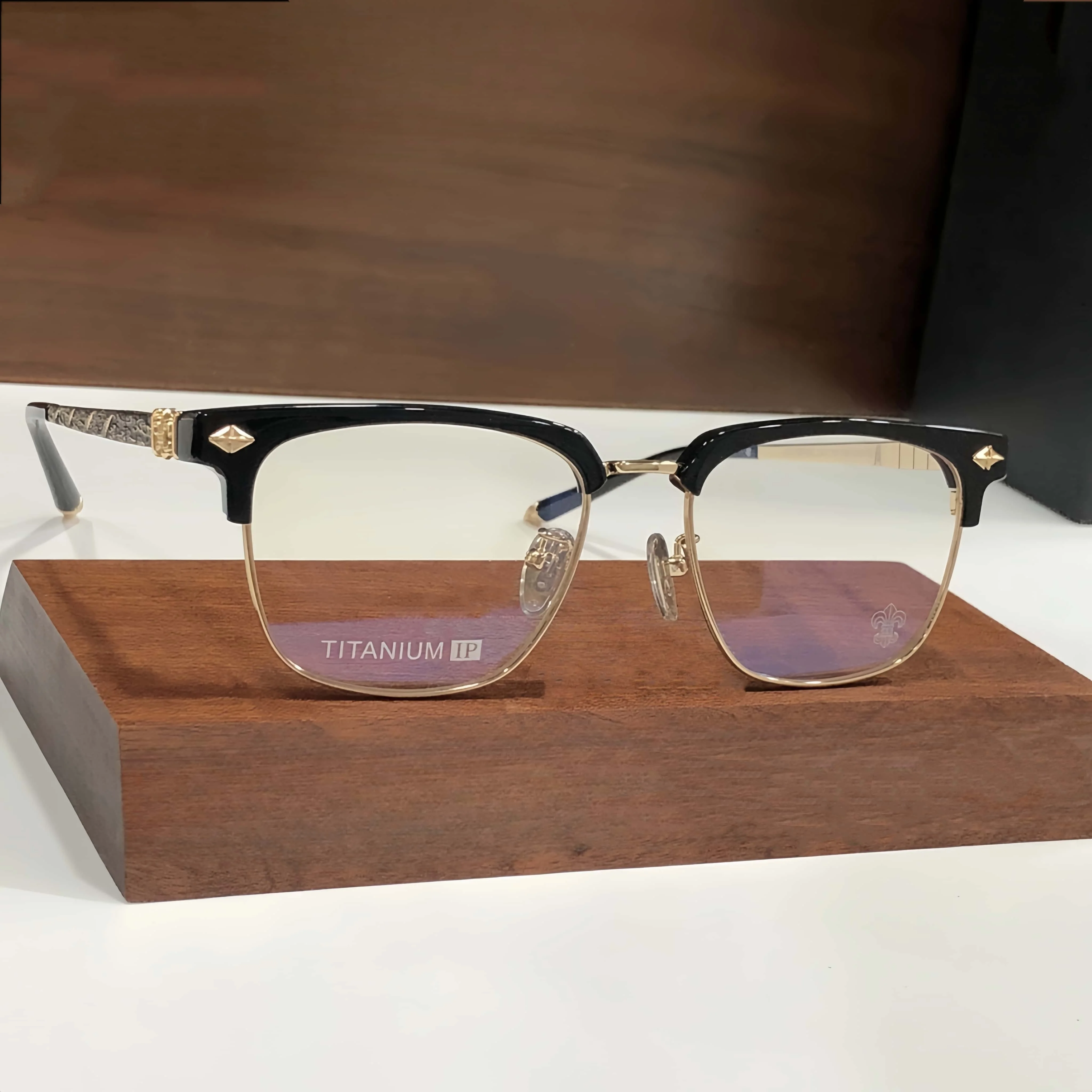 

2025 Fashion Luxury Women's Square Reading Computer Business Glasses High Quality Men's Optical Prescription Eyeglasses Frame