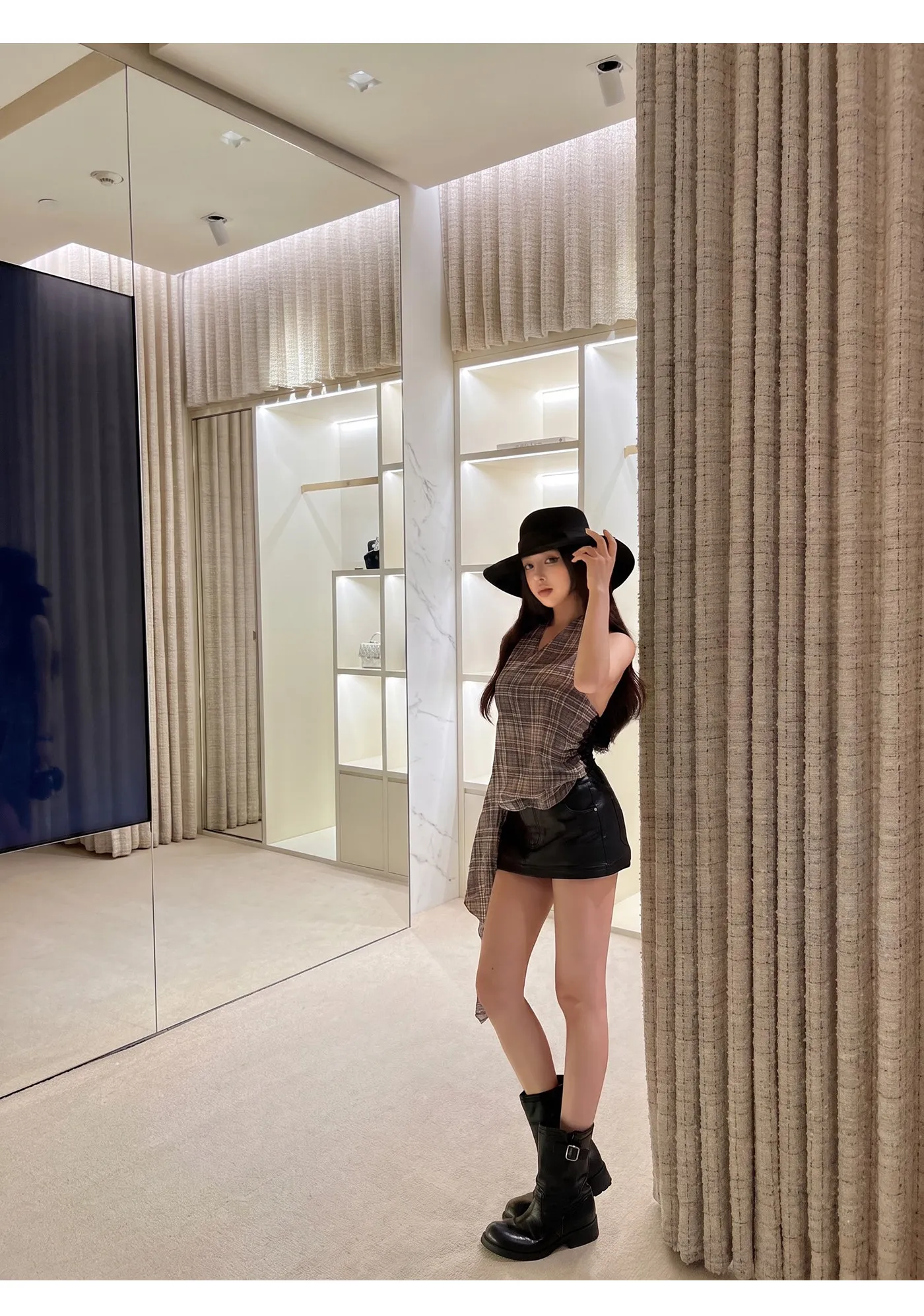 Lautaro Spring Summer Short White Pu Leather Mini Pencil Skirt Women Luxury Designer Black Sexy Gyaru Clothes Skorts for Woman 12 S1082d808f705441399cba1fabd3aeeb5S