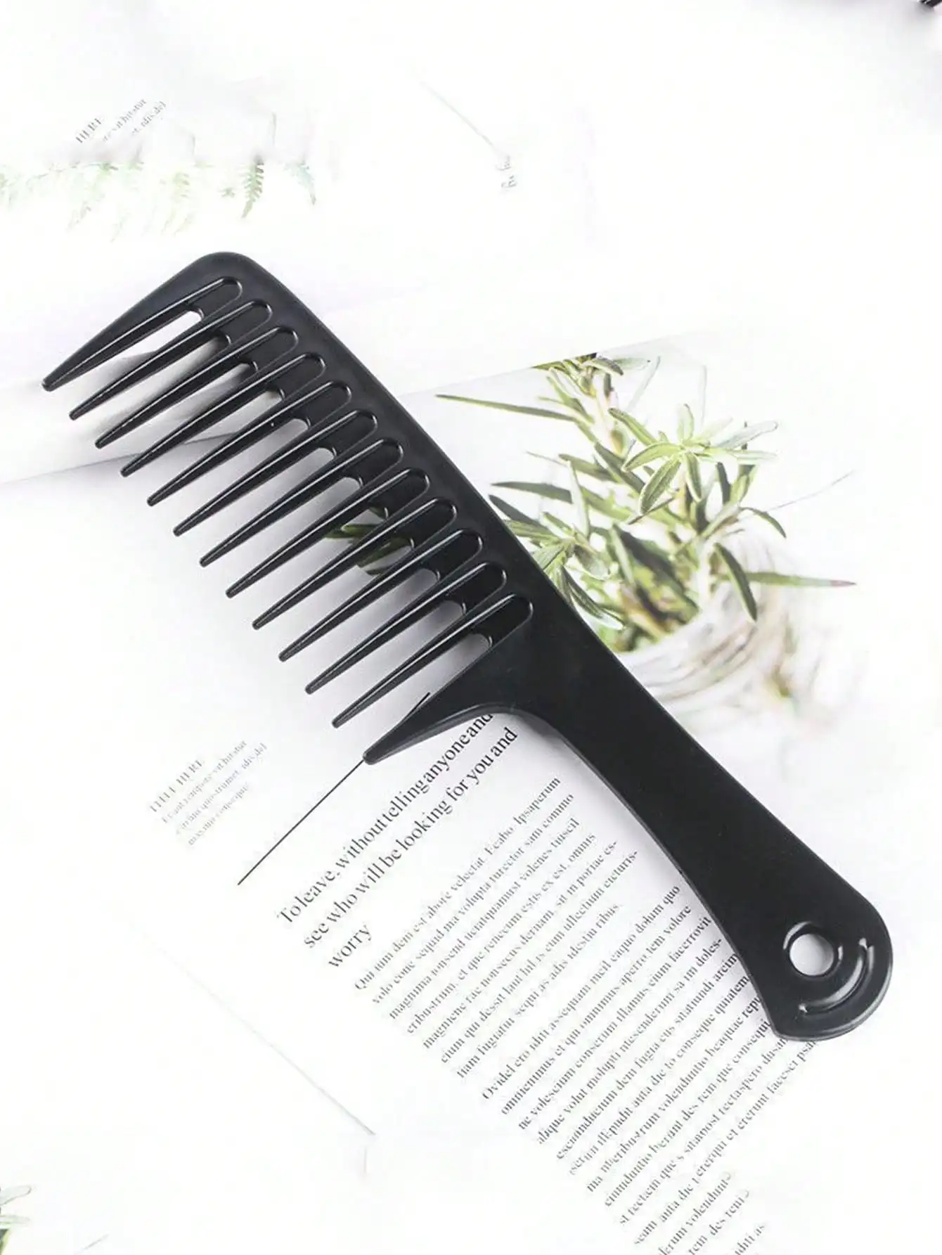 

1pc Wide Tooth Comb For Long Hair, Suitable For Curly Hair, And Easy To Comb, Made Of Resin Plastic ,Hair Styling Tools Hair Accessories