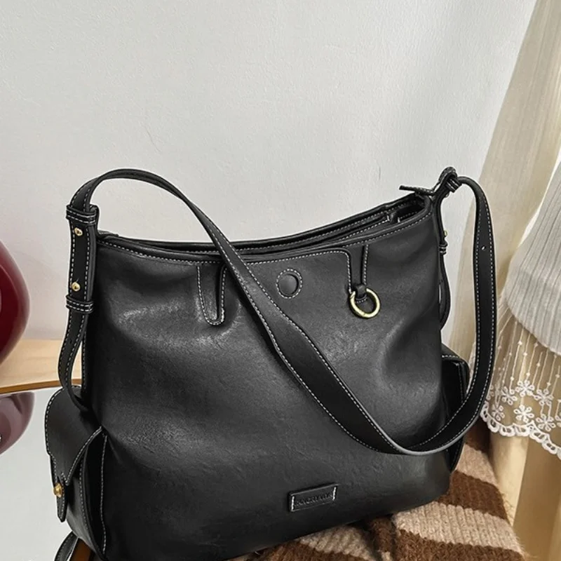 

2026 женская ручная сумка, роскошная кожаная сумка большой вместимости в винтажном повседневном стиле, несколько цветов, женская коллекция, сумка на плечо