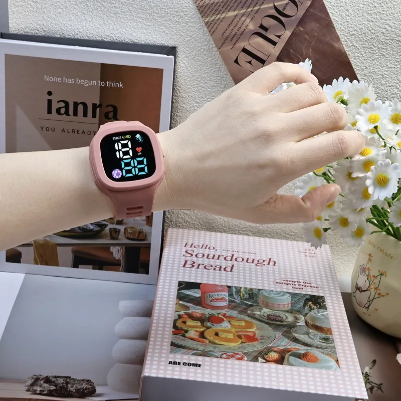 Женские маленькие квадратные часы i модные светодиодные электронные часы астронавта