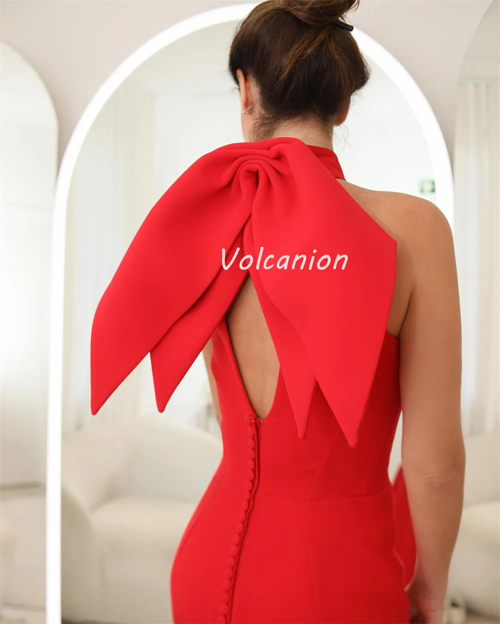 Tamaños de moda personalizados disponibles Jersey drapeado plisado botón sirena Halter vestidos largos vestidos para ocasiones a medida de alta calidad