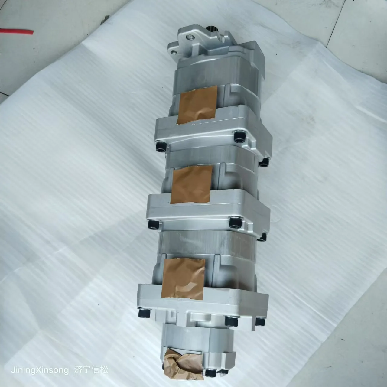 

705-11-38240 WA380-3 Hydraulic Pump Loader Pump 705-55-34190 For Construction Machinery Parts