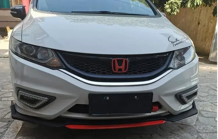 For Honda JADE Front shovel Body kit spoiler 2013-2018 JADE ABS Rear lip rear spoiler front Bumper Diffuser Protector