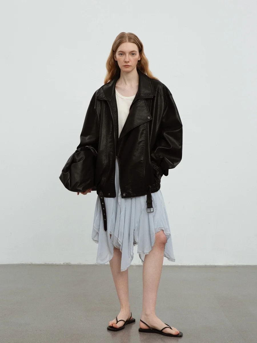 เสื้อโค้ทหนัง PU คอปกคู่ทรงหลวม รุ่น Countonme 2025 สำหรับผู้หญิง ความยาวปานกลาง ผลิตจากหนังที่เป็นมิตรต่อสิ่งแวดล้อม