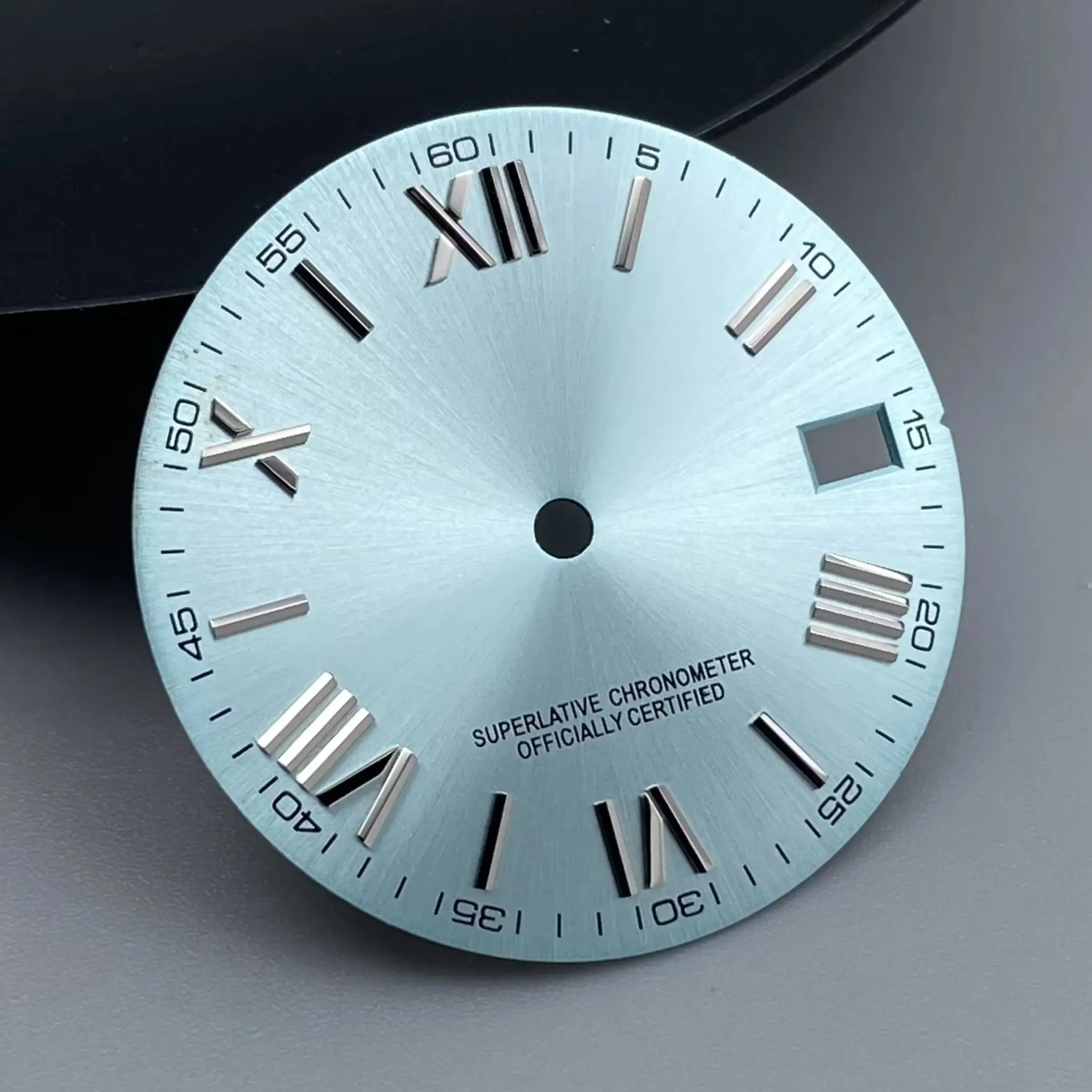 28.5mm NH35 Dial Single date dial Green Luminous No logo Fit NH35 NH36 NH34 movement watch accessories