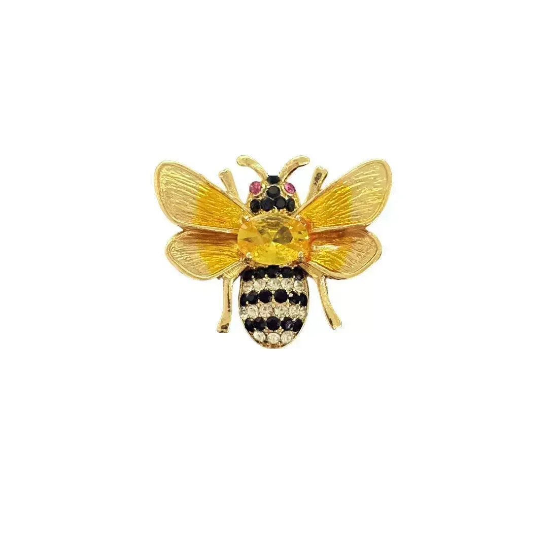1Pc Fashion Little Bee Brooch for Women Men Retro Bee Animal Brooches Pins Jewelry Accessories Party Gifts 2025 Trend Cool Thing