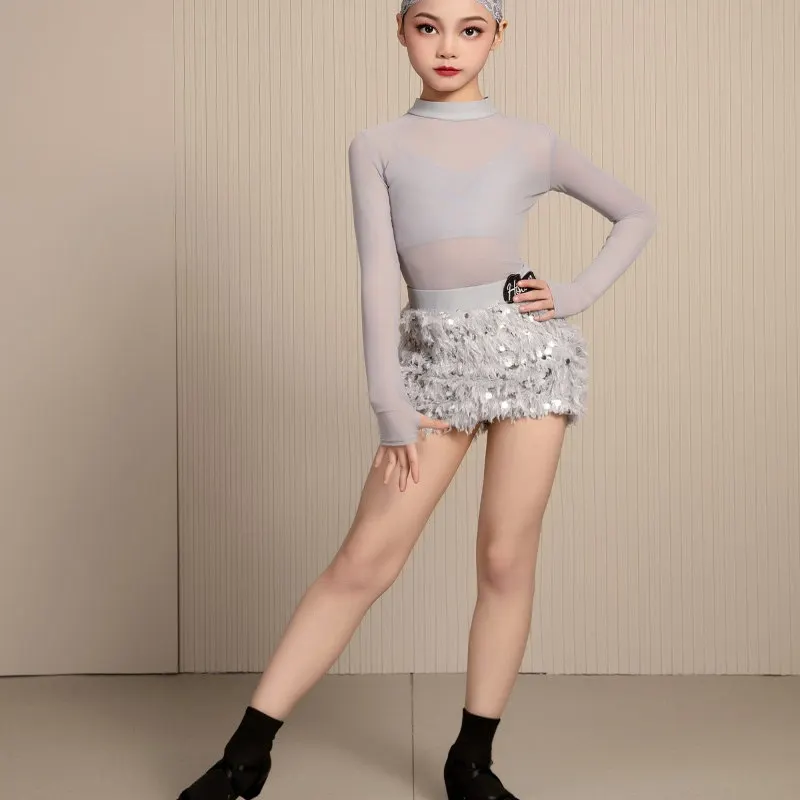 

Spring/Summer Girls' New Style Elegant Long-Sleeved Gray Beaded Fur Coat Dance Practice and Performance Set for Latin Dance