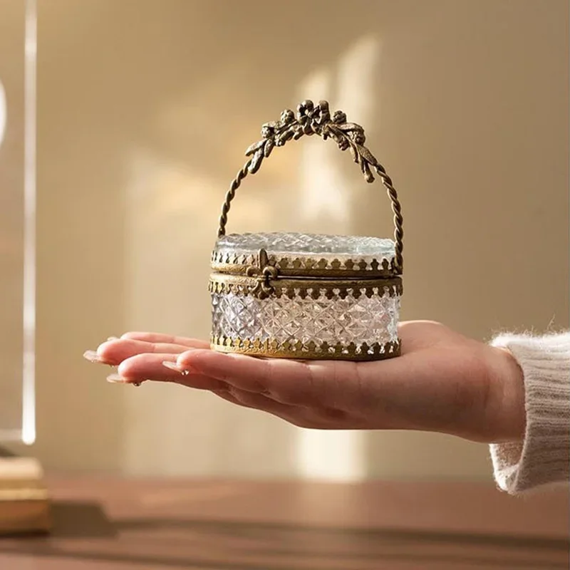 Vintage Handmade Brass Edge Glass Round Flower Jewelry Box Small Oval Basket Storage Tray Classical European Storage Decoration